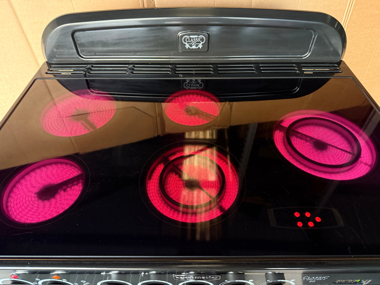 Rangemaster Classic Deluxe 90 Ceramic Cranberry all Electric Cooker