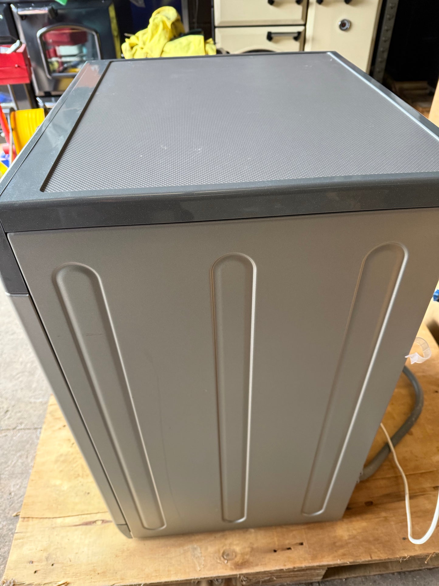 Hotpoint RDG8643GK 8Kg washer/Dryer