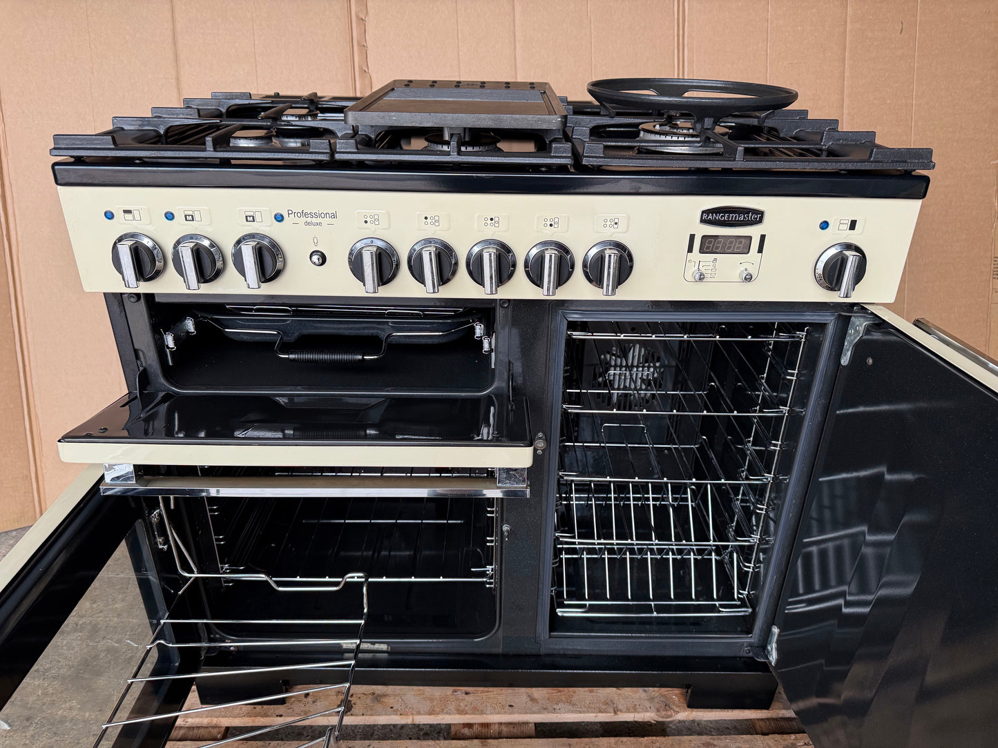 Rangemaster Professional Deluxe 100 Dual Fuel FSD Cream