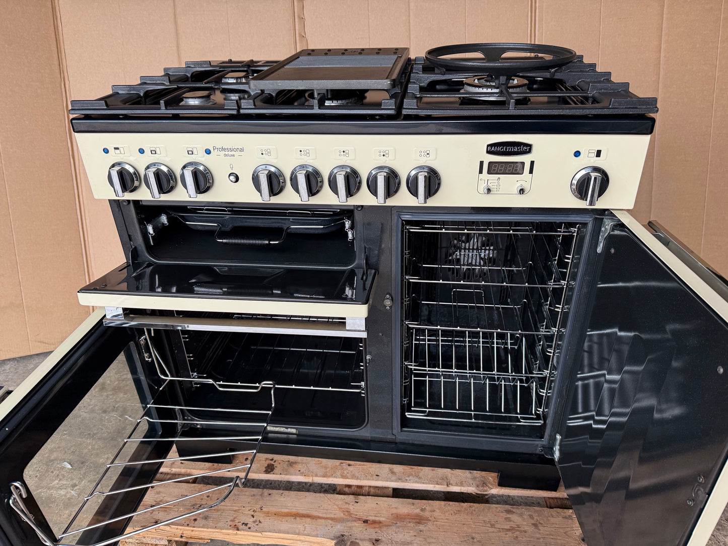 Rangemaster Professional Deluxe 100 Dual Fuel FSD Cream
