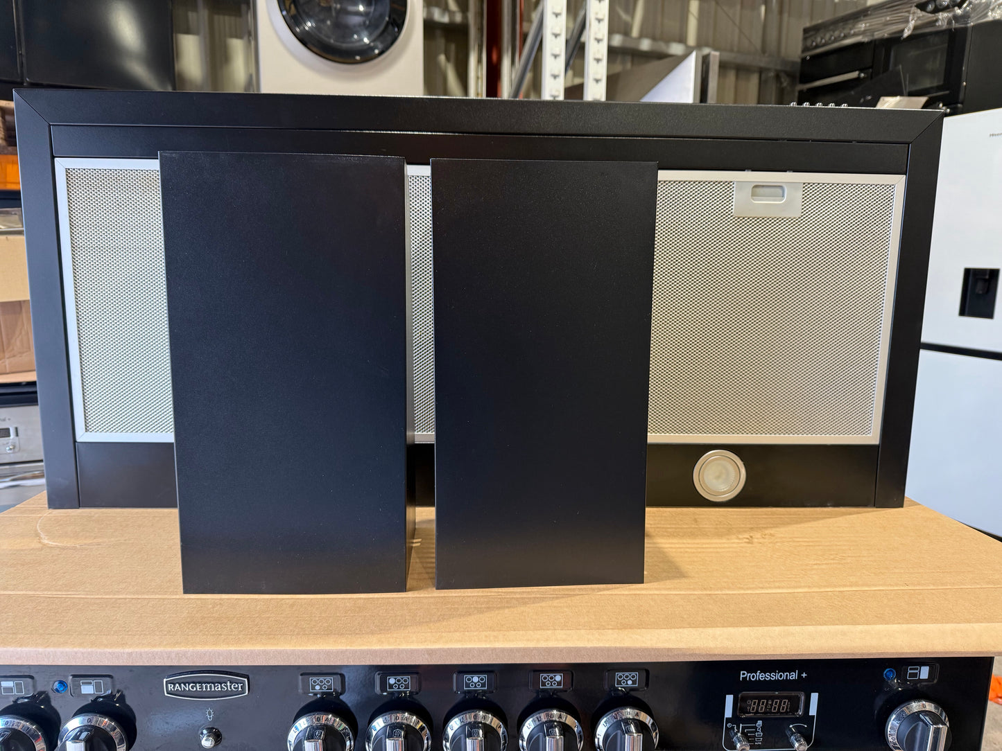 BLACK CHIMNEY COOKER HOOD 110CK