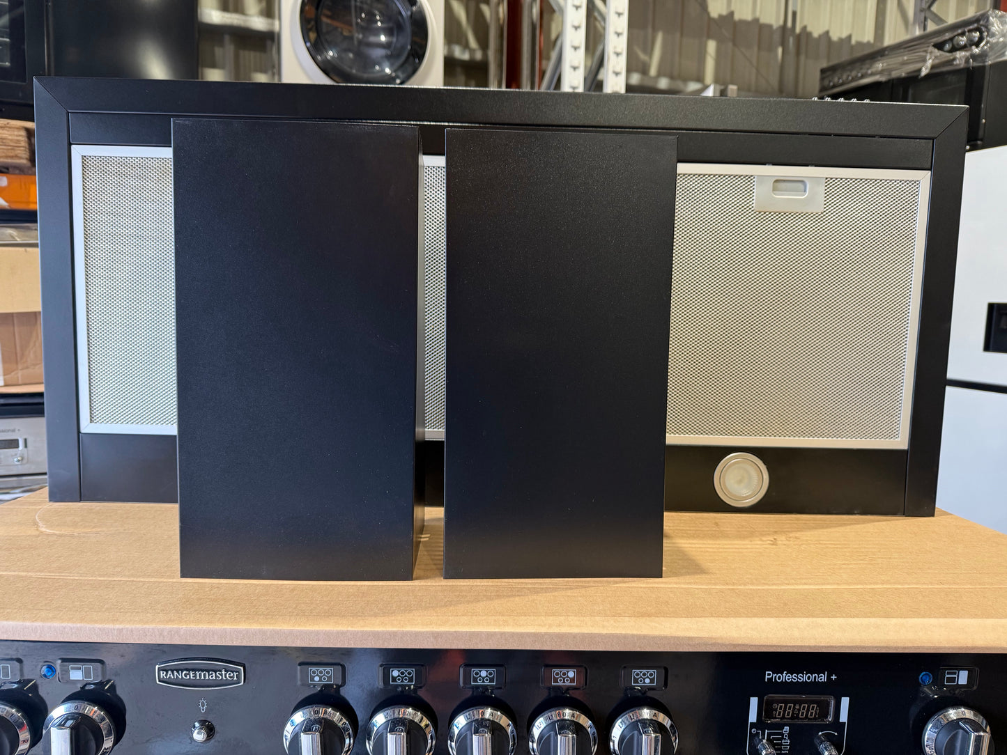 BLACK CHIMNEY COOKER HOOD 110CK