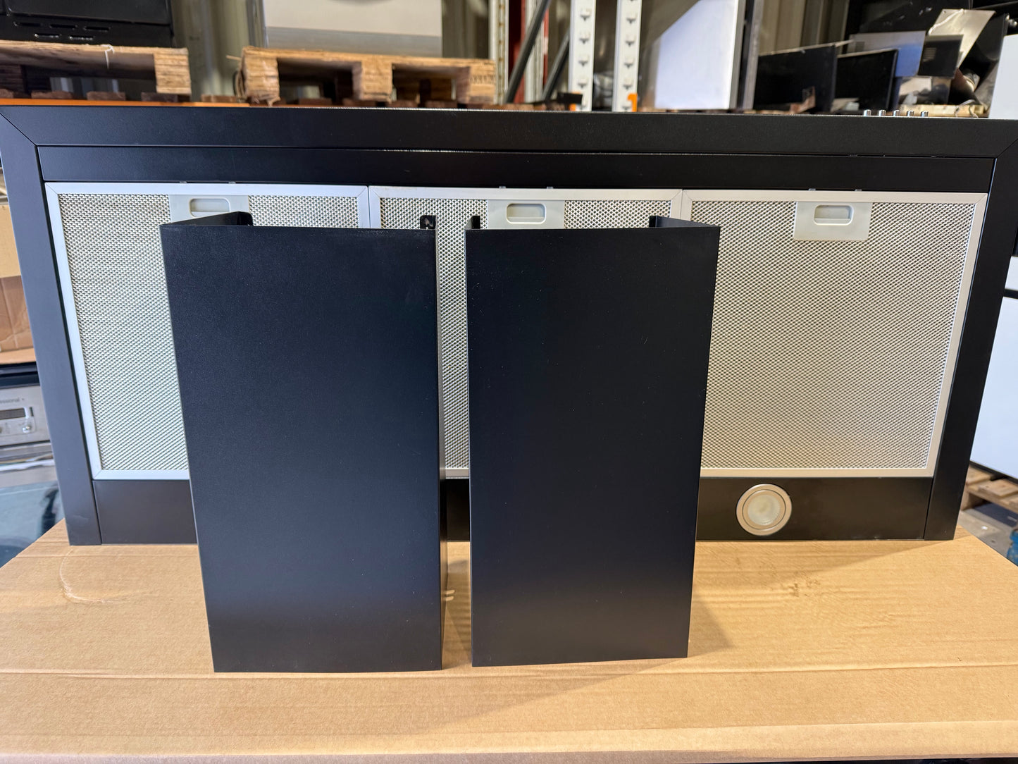 BLACK CHIMNEY COOKER HOOD 110CK