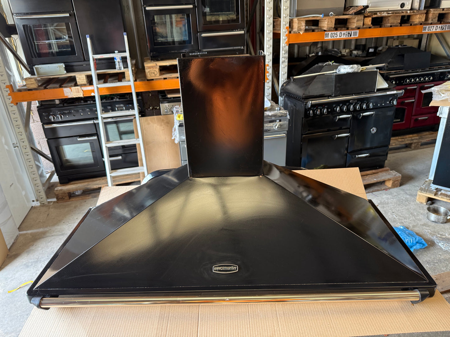 RANGEMASTER 110CM BLACK/BRASS EXTRACTOR HOOD