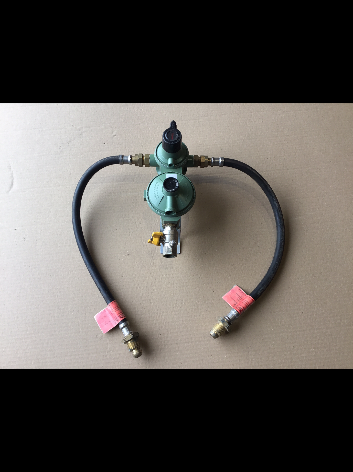 LPG PROPANE CYLINDER GAS REGULATOR 2 CYLINDER AUTOMATIC GAS CHANGEOVER KIT