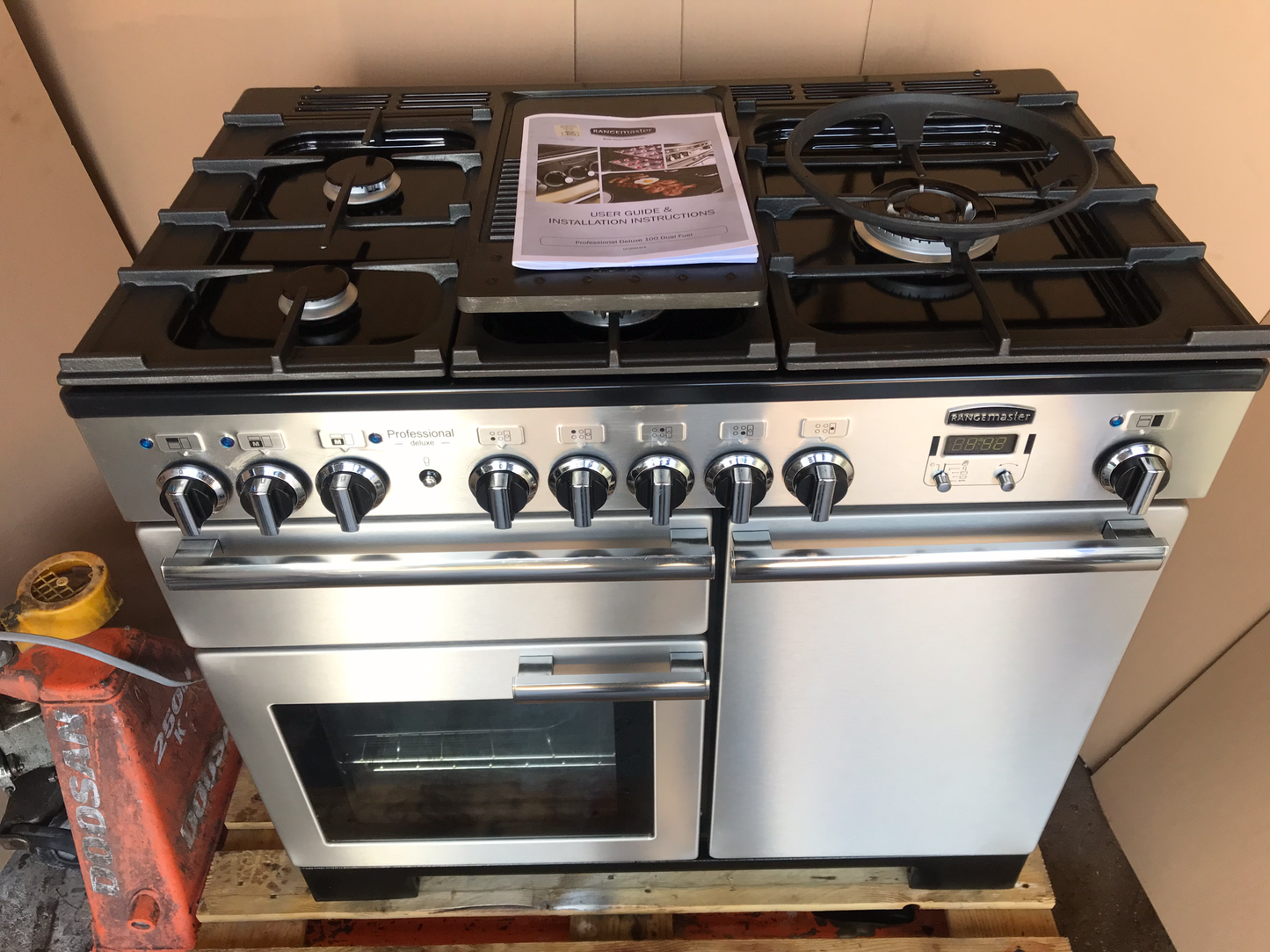 RANGEMASTER PROFESSIONAL DELUXE 100 DUAL FUEL FSD STAINLESS STEEL