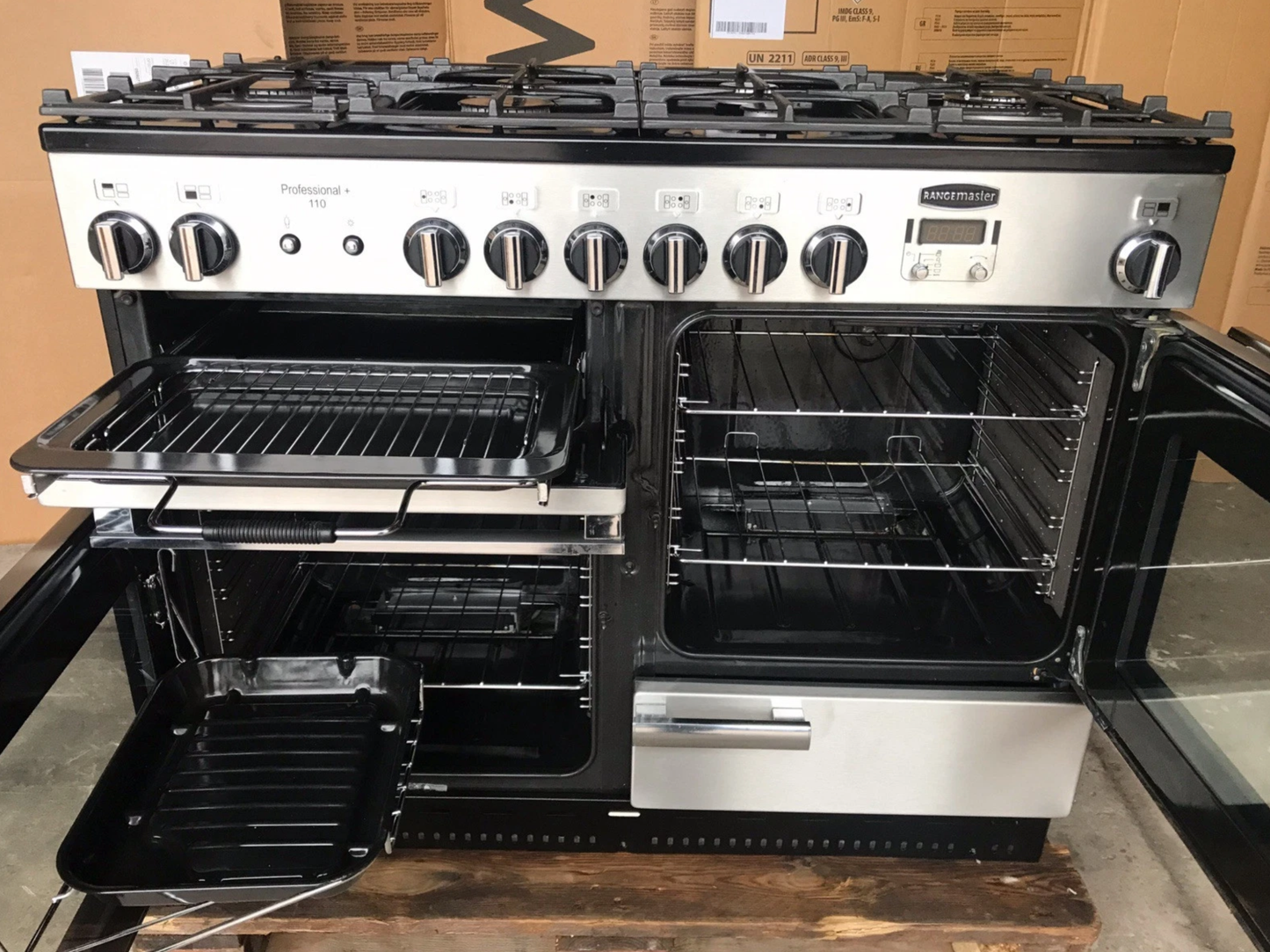 RANGEMASTER PROFESSIONAL PLUS110 FSD STAINLESS STEEL NATURAL GAS COOKER