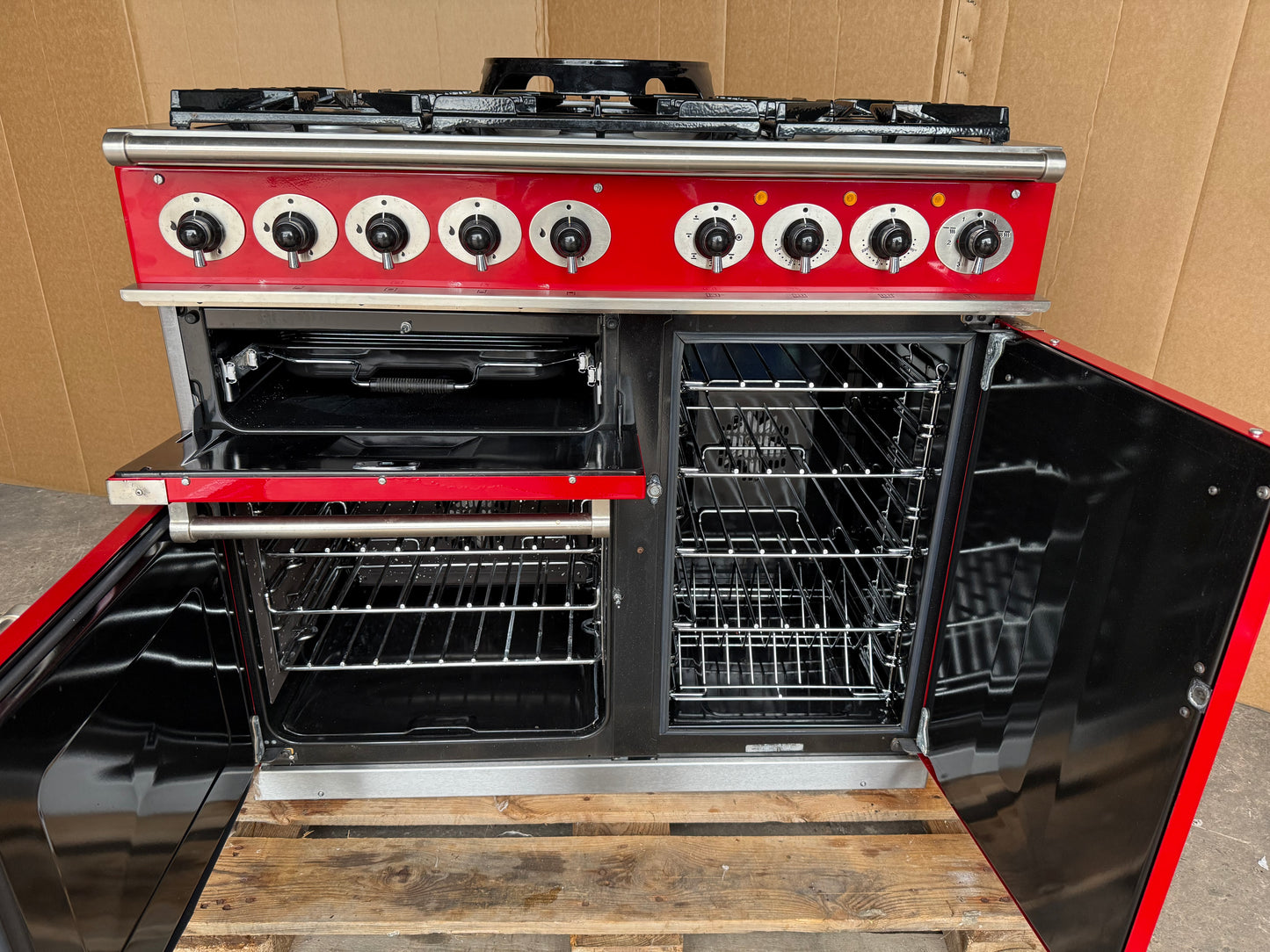 Falcon Deluxe 100 Dual Fuel cherry red with chrome handles