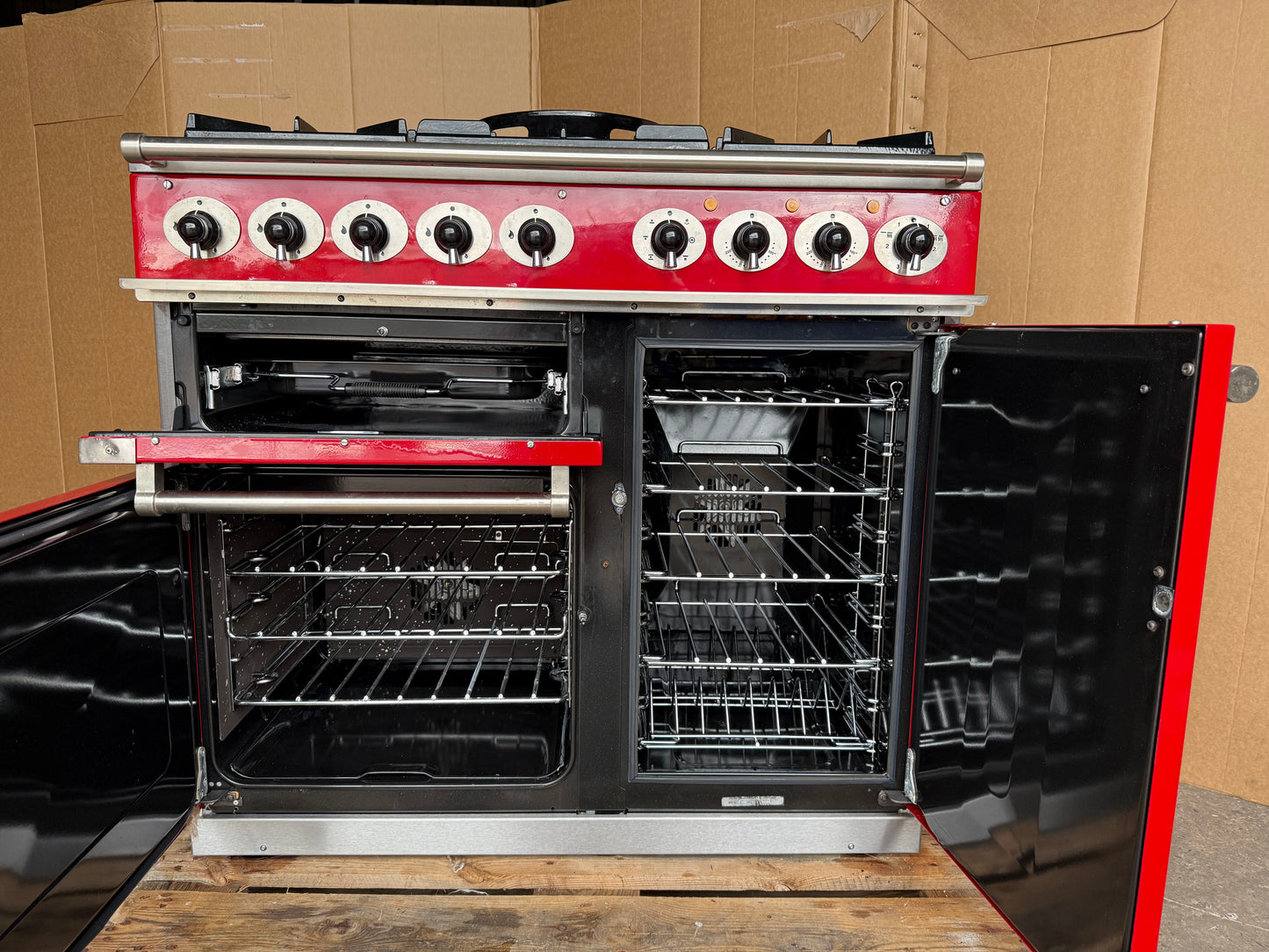 Falcon Deluxe 100 Dual Fuel cherry red with chrome handles