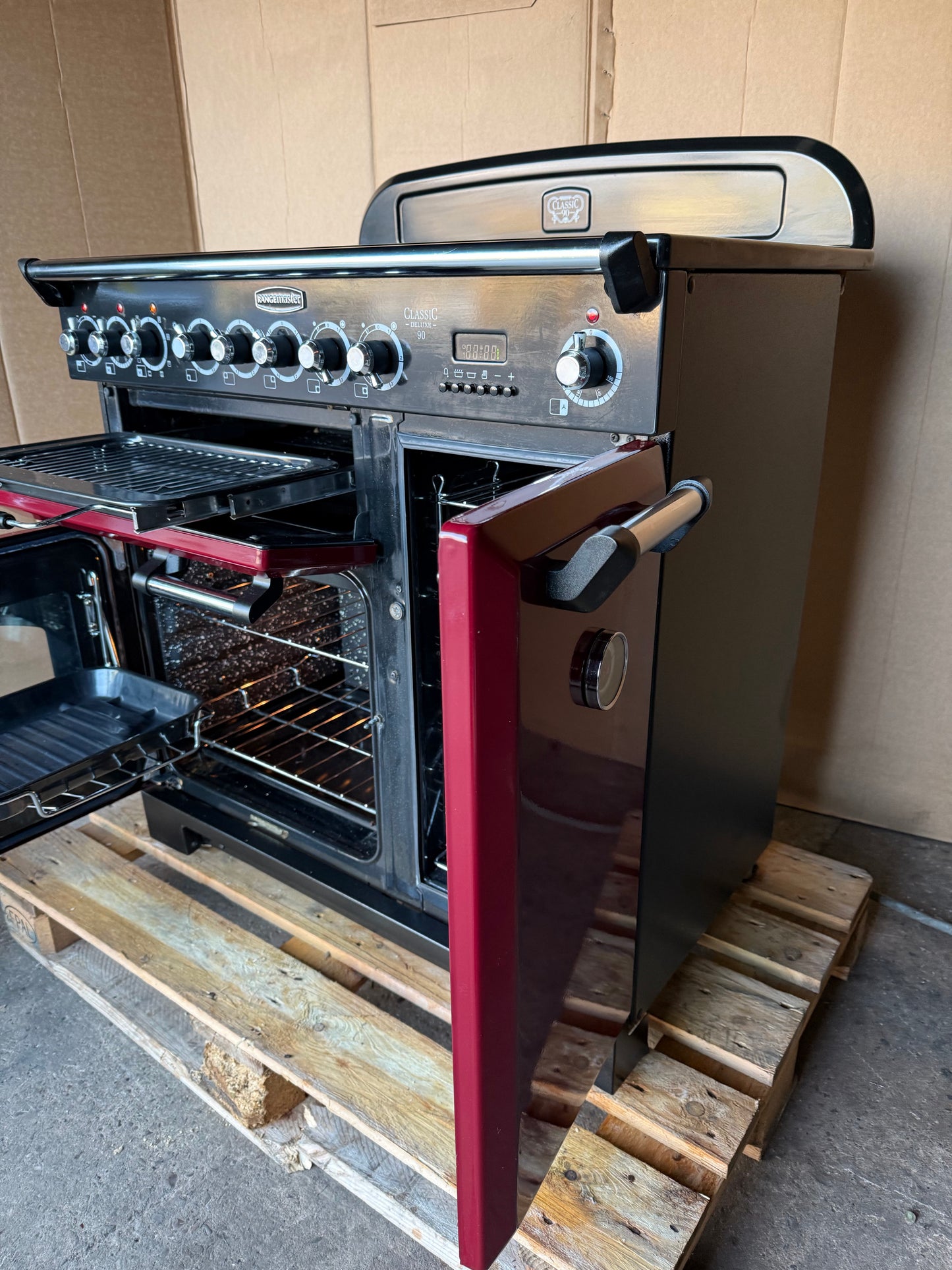 Rangemaster Classic Deluxe 90 Ceramic Cranberry  all Electric Cooker