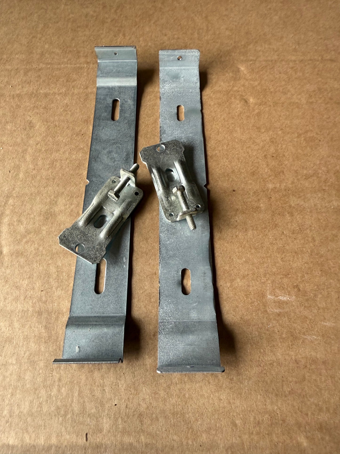 RANGEMASTER EXTRACTOR HOOD BRACKETS