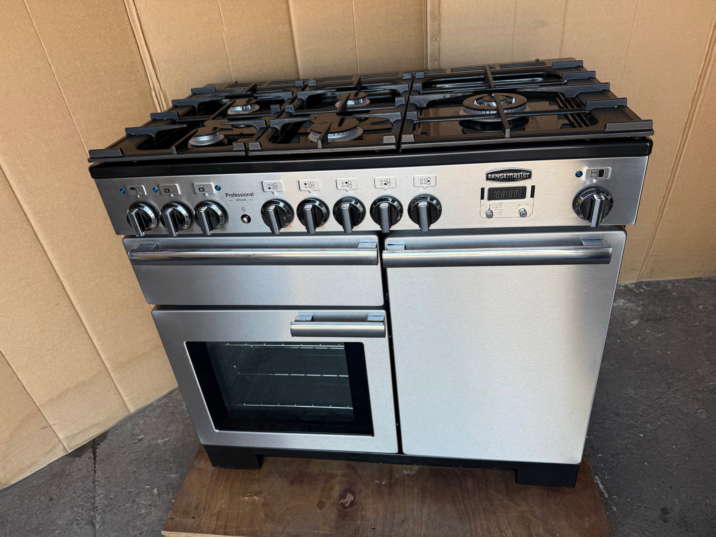 RANGEMASTER PROFESSIONAL DELUXE 100 DUAL FUEL FSD WITH HOOD