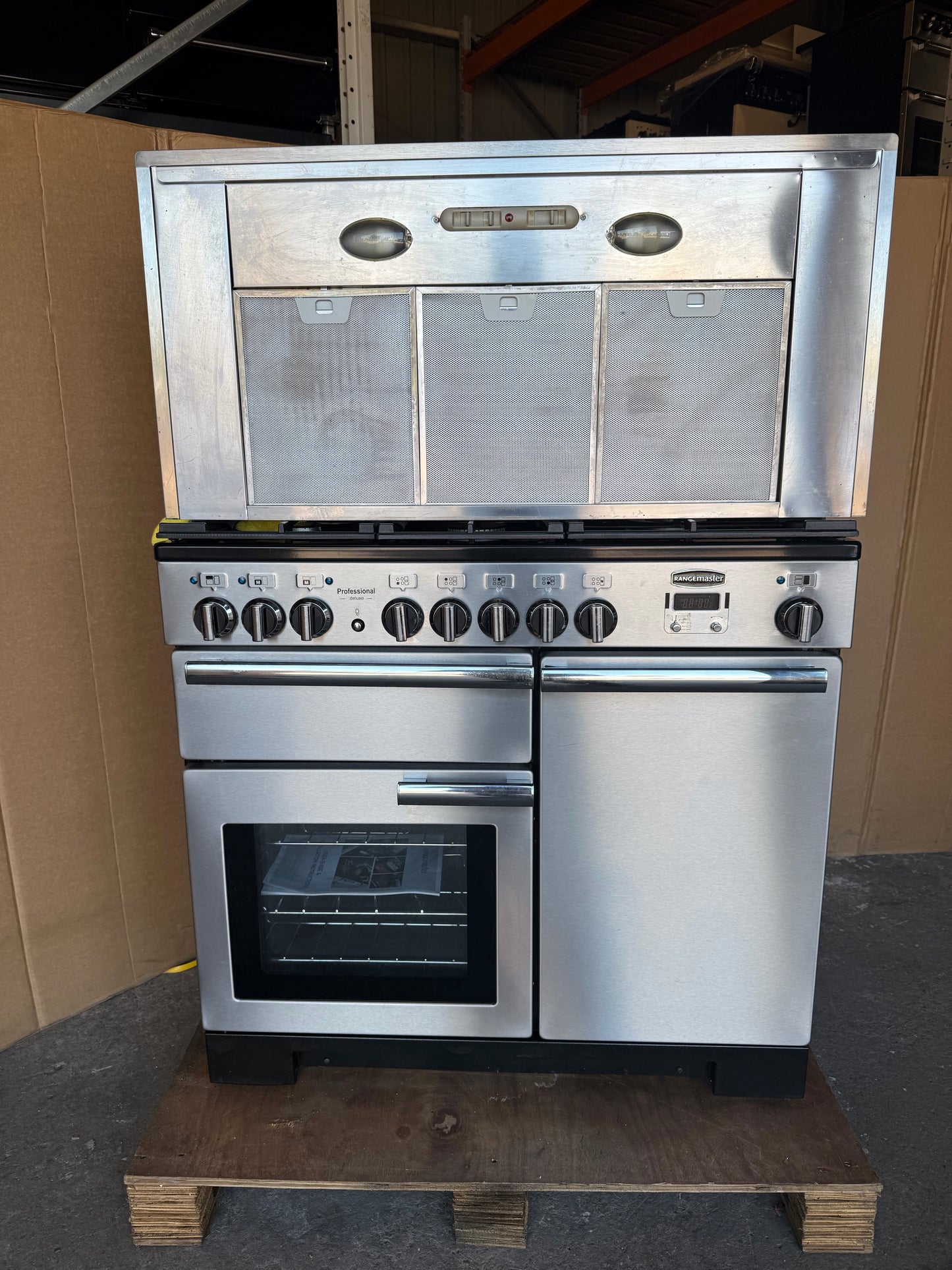 RANGEMASTER PROFESSIONAL DELUXE 100 DUAL FUEL FSD WITH HOOD