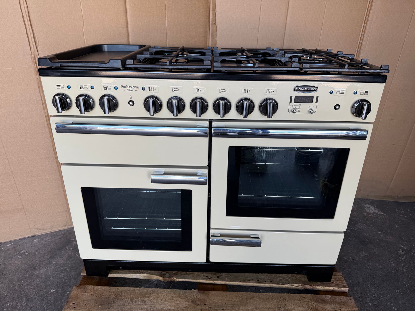 RANGEMASTER PROFESSIONAL DELUXE 110 DUAL FUEL FSD CREAM WITH PROVING DRAWER