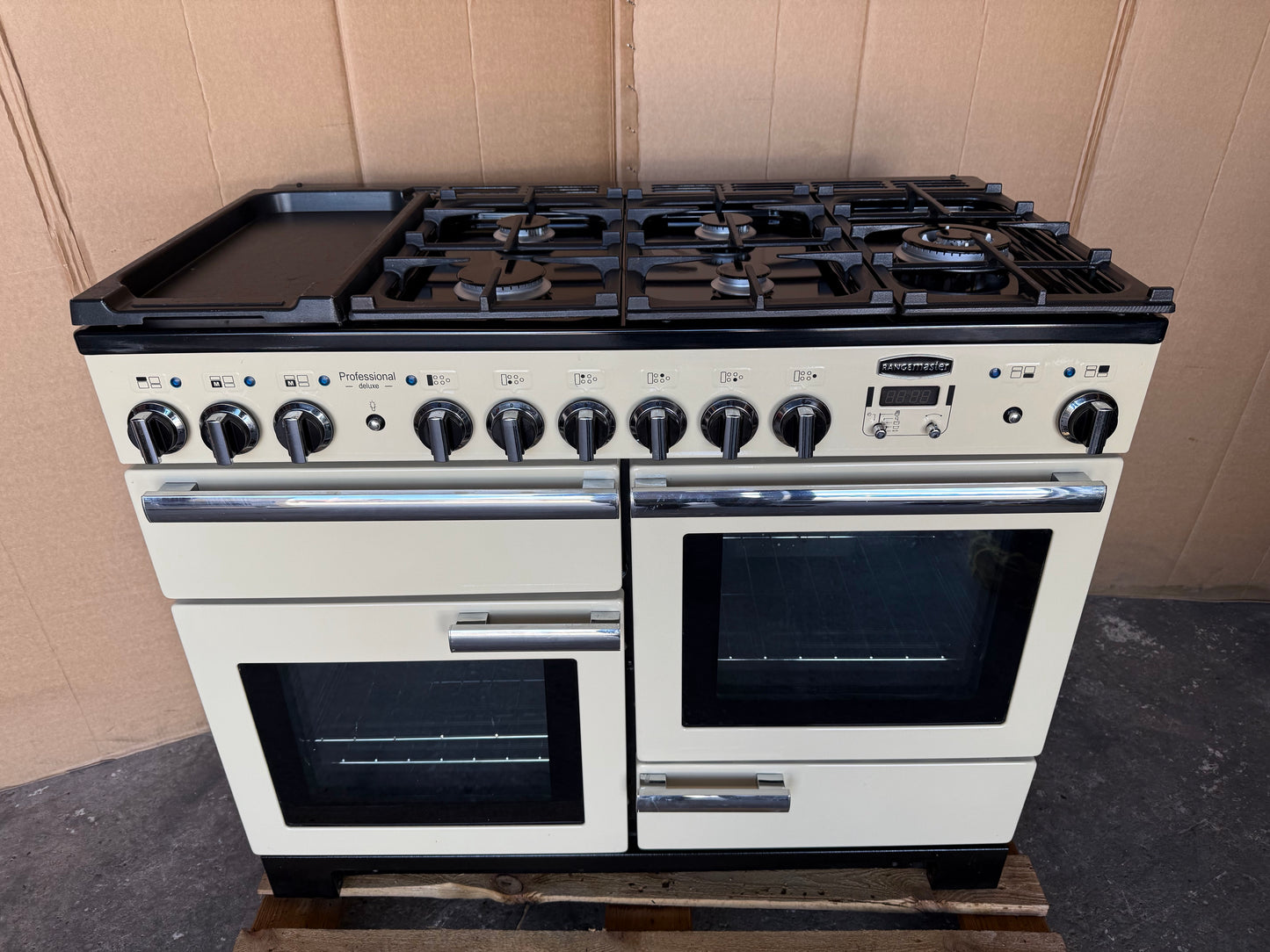 RANGEMASTER PROFESSIONAL DELUXE 110 DUAL FUEL FSD CREAM WITH PROVING DRAWER