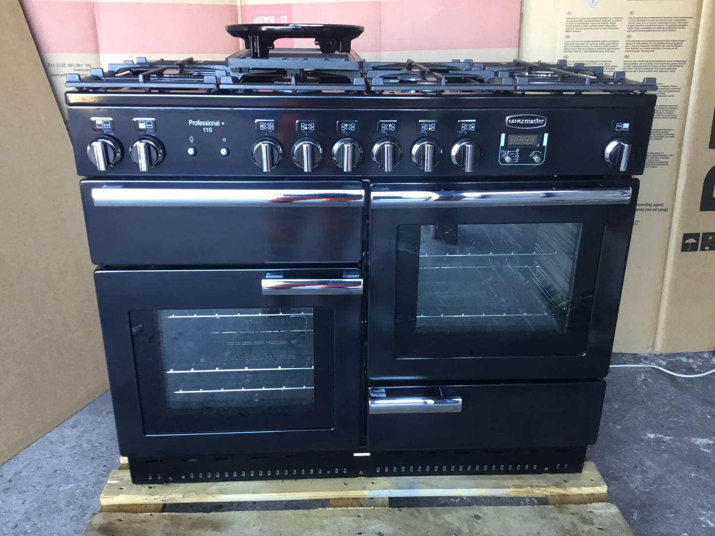 Rangemaster Professional plus 110 Black FSD Natural Gas