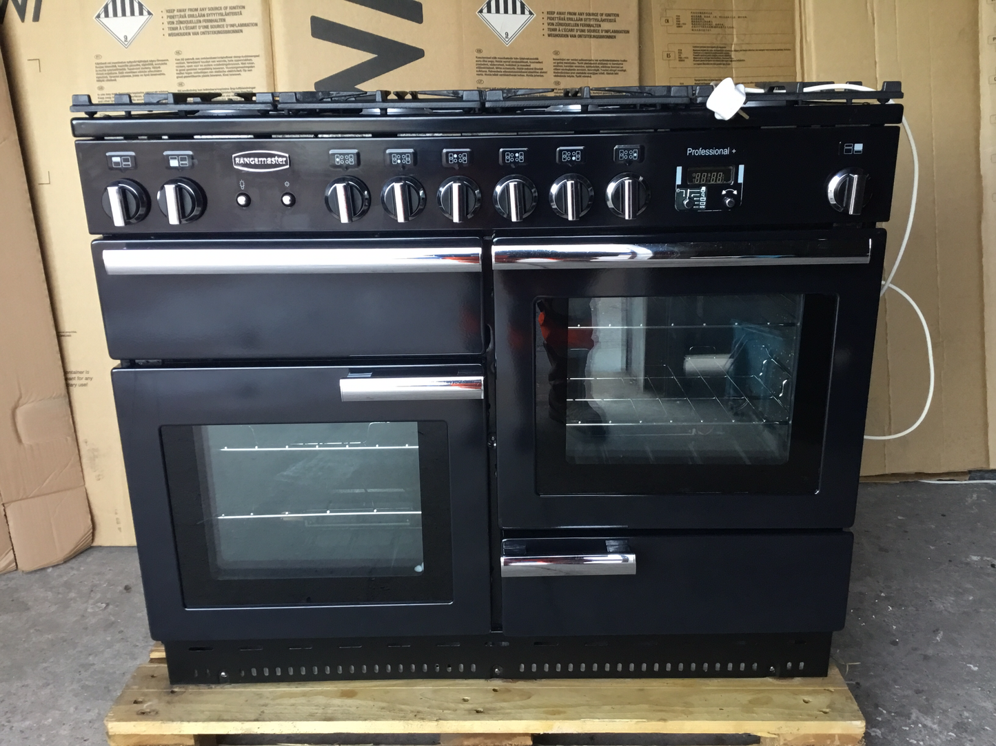 Rangemaster Professional plus 110 Black FSD Natural Gas