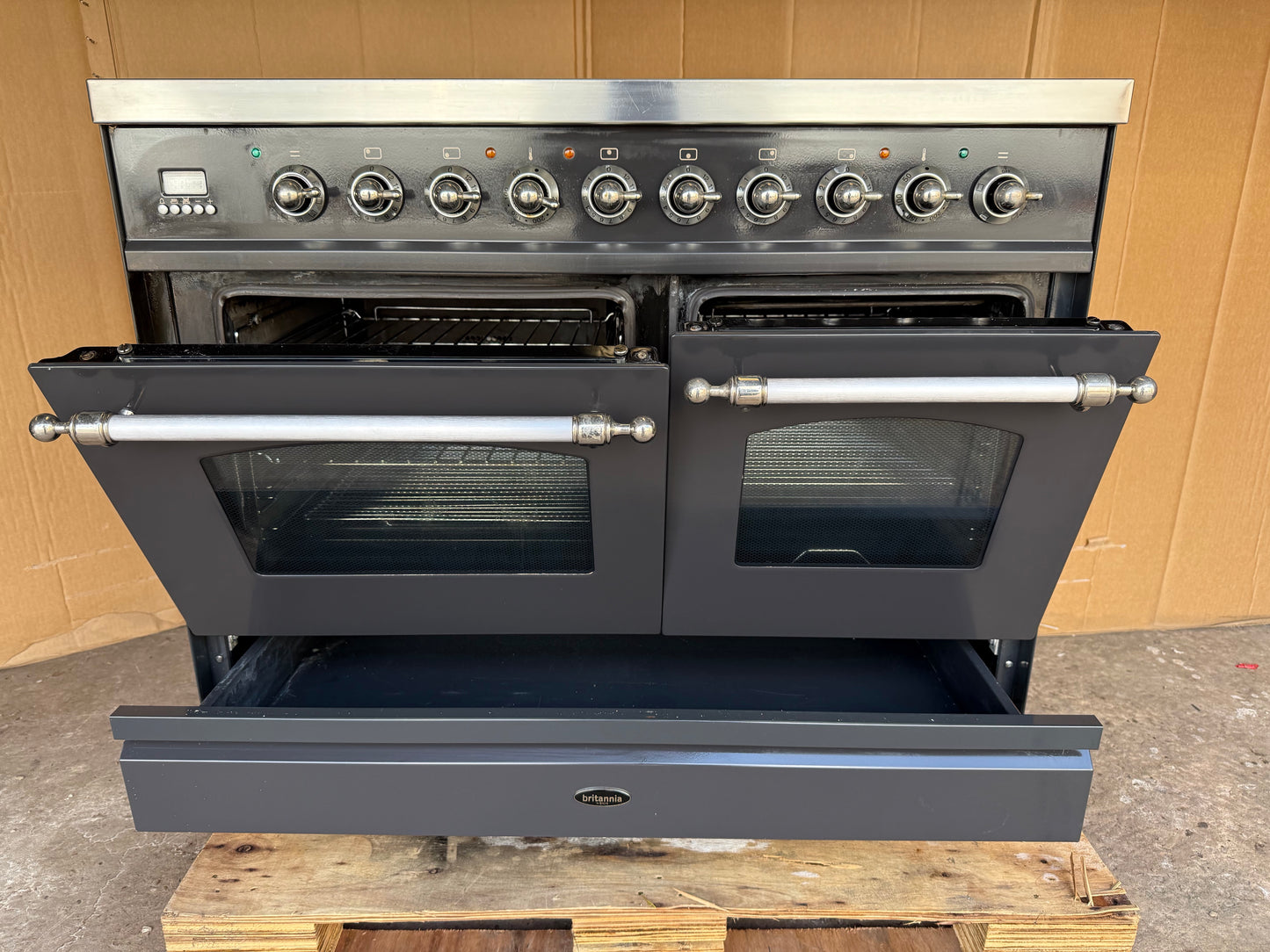 BRITANNIA 100CM CERAMIC GUN METAL ALL ELECTRIC COOKER