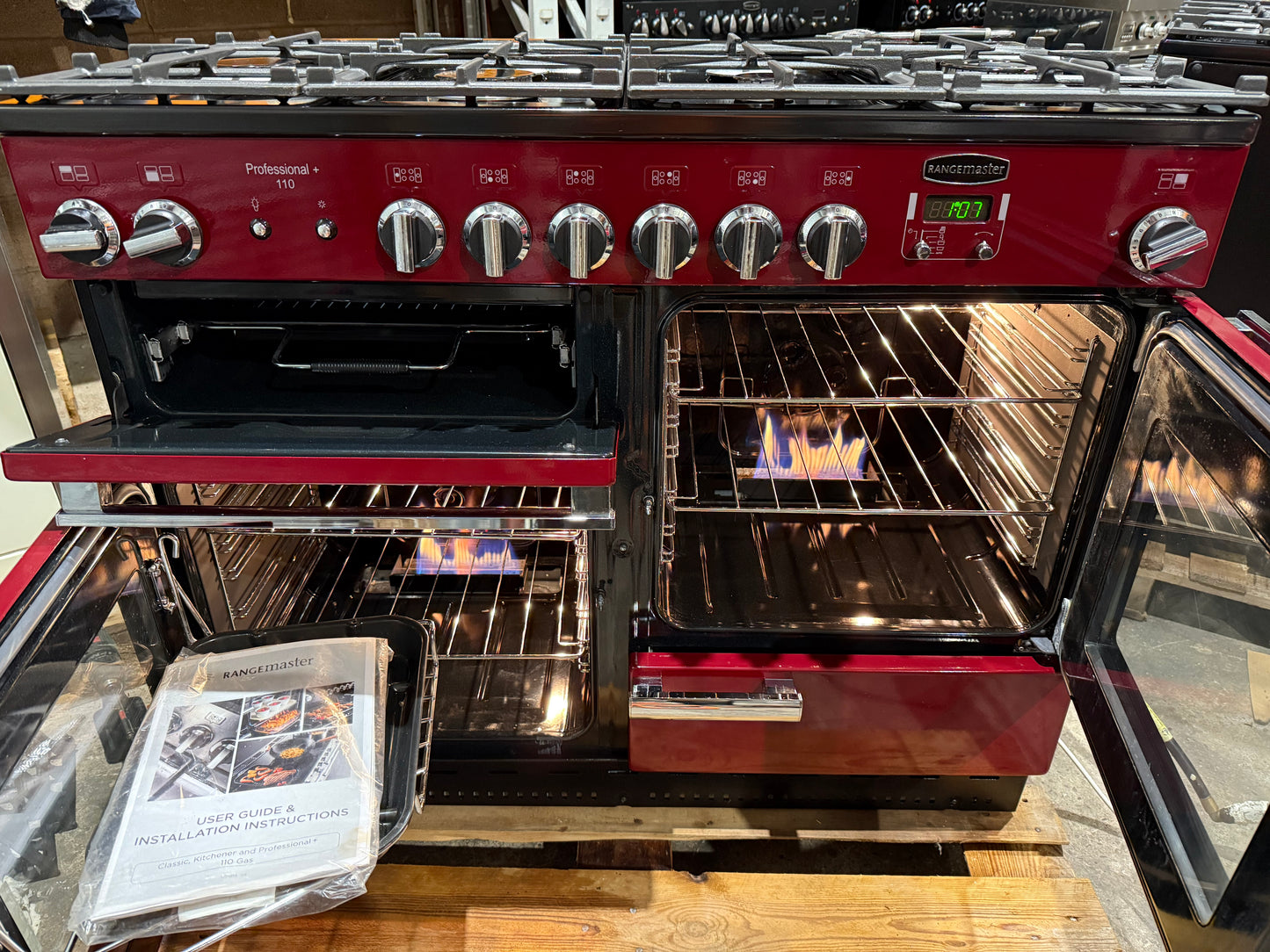 RANGEMASTER PROFESSIONAL PLUS 110 Burgundy Red Natural Gas