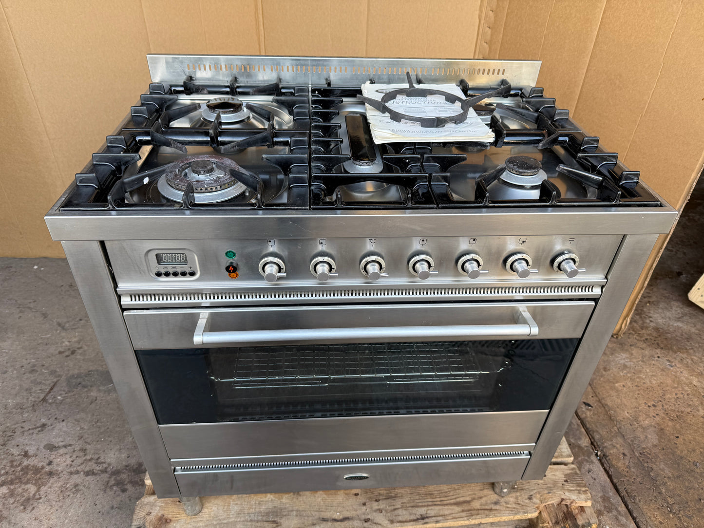 BRITANNIA 90CM DUAL FUEL FSD STAINLESS STEEL COOKER